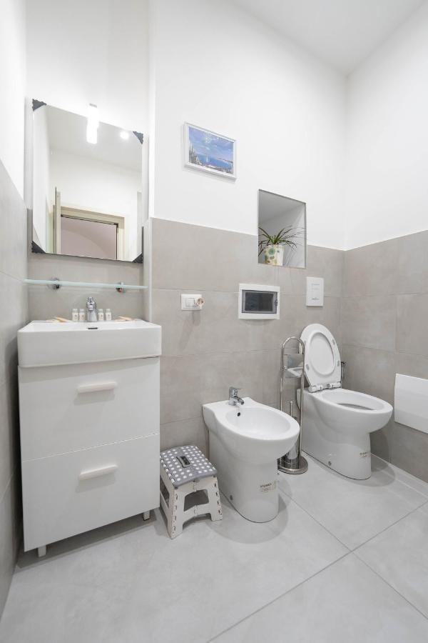 Vico Amico By Dimorra Apartment Naples Luaran gambar